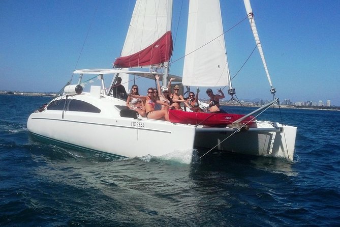 2.5-Hour Small-Group Catamaran Sailing Adventure with Drinks - Key points to know before you book