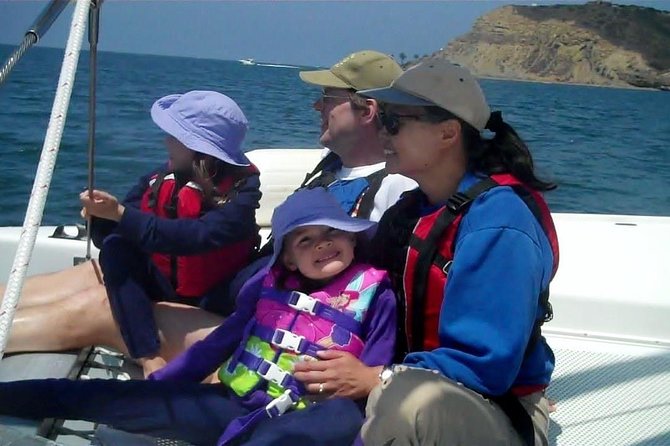 2.5-Hour Small-Group Catamaran Sailing Adventure with Drinks - Meeting the captain at Harbor Island Drive