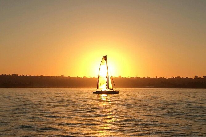 2.5-Hour Small-Group Catamaran Sunset Sail with Drinks - Drinks, blankets, and what to bring