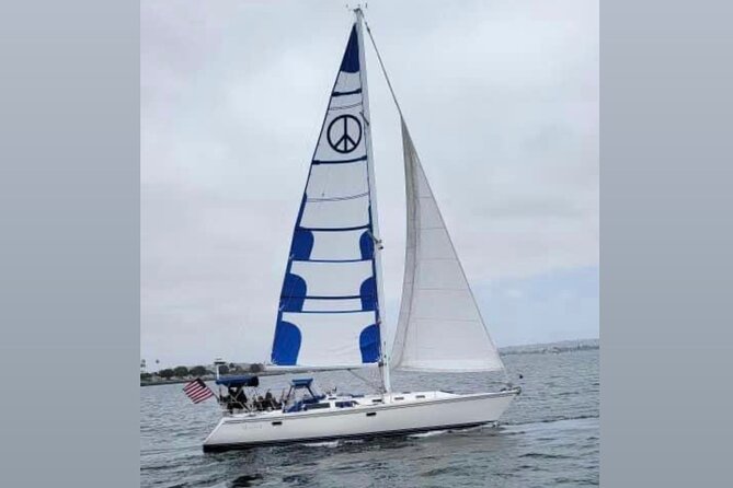 2-Hour Private Sailing Experience in San Diego Bay - A sunset sail or a quiet morning?