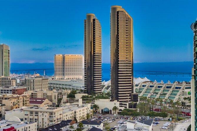 Arrival Private Transfer: San Diego Airport SAN to San Diego in Luxury SUV - Who Will Get the Most From This Service?