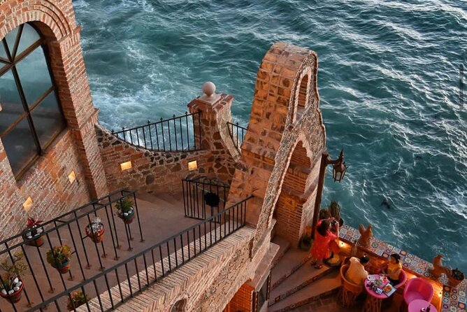 Authentic tour San Diego >little italy>la jewel cove>>fat tacos - What the guides add to the day