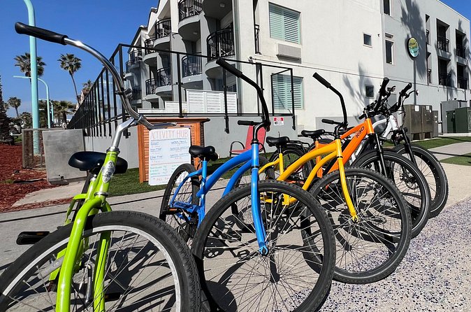 Boardwalk Beach Cruiser Bike Rental in Pacific Beach - Parking, public transport, and arrival time