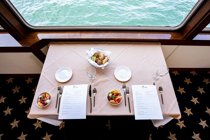 Champagne Brunch Buffet - Who will enjoy this brunch cruise most?