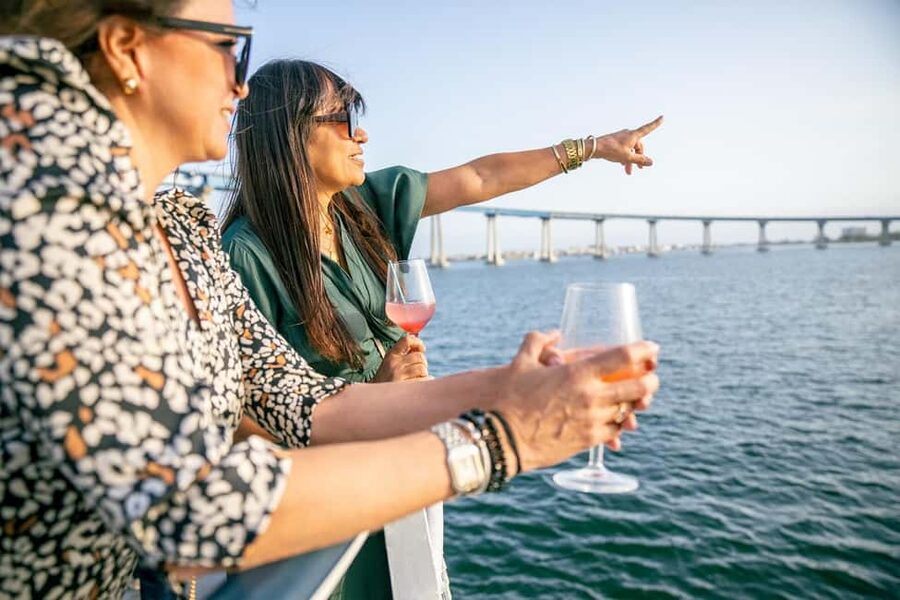 City Cruises San Diego: Best of the Bay Scenic Harbor Tour - Coronado Island, the Hotel del Coronado, and the bridge