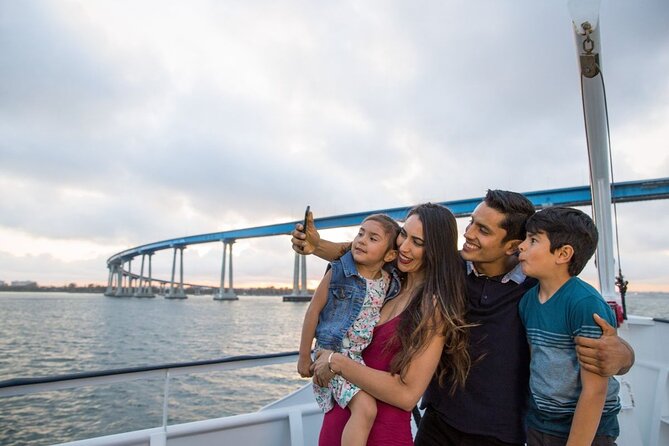 City Cruises San Diego: Gourmet Dinner Cruise & Skyline Views - Boarding at Grape Street Pier Before 7 p.m.