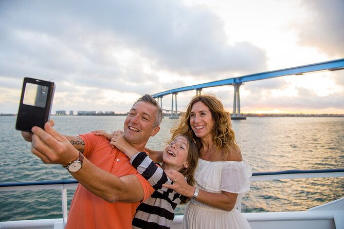 City Cruises San Diego: Scenic 90-Minute Narrated Harbor Tour - Shelter Island, Harbor Island, and the working waterfront
