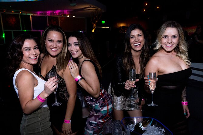 Drink, Mingle and Dance Club Tour - Vin de Syrah at 9 p.m.: an unusual place to begin