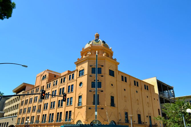 Gaslamp Secrets: Self-Guided Puzzle Walk in San Diego - Stop 2: Simon Levi Building
