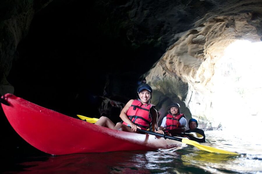 La Jolla: 2.5-Hour Kayak and Snorkel Tour - From Avenida De La Playa to the beach launch