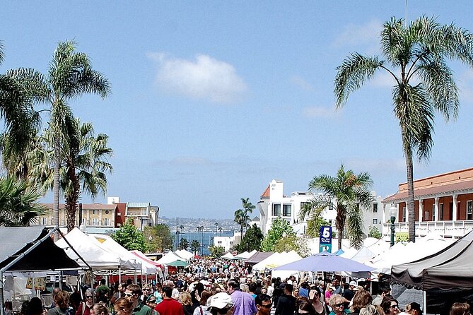 Private Walking Tour San Diego: Little Italy and Gaslamp Quarter - Why these two neighborhoods work well together