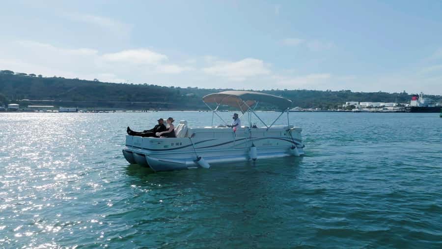 San Diego: Bennington Luxury Pontoon Rental - What the captain adds