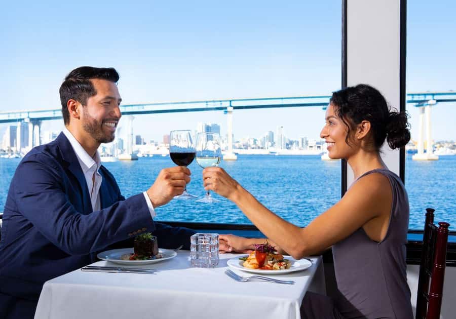 San Diego: Buffet Dinner Cruise with Drinks - Reading the seasonal buffet menu