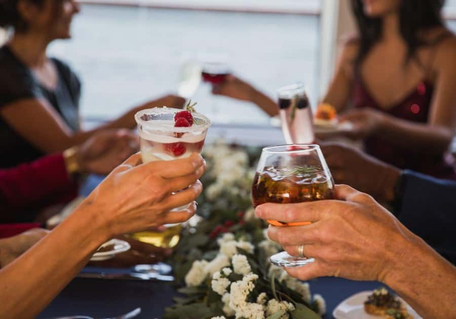 San Diego: Buffet Dinner Cruise with Drinks - Practical details that can affect your night