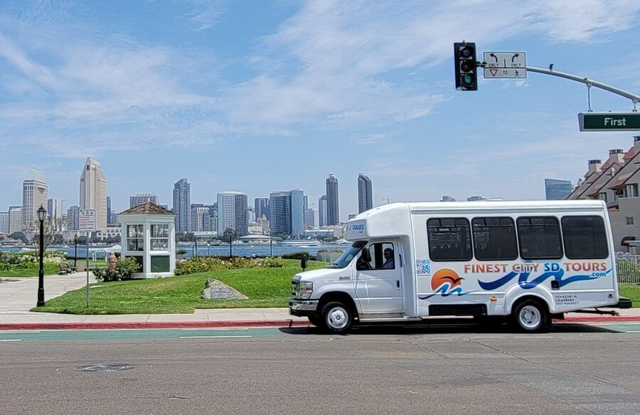 San Diego: City and Beaches Guided Highlights Tour - Crossing Coronado Bridge to a 50-minute coastal stop