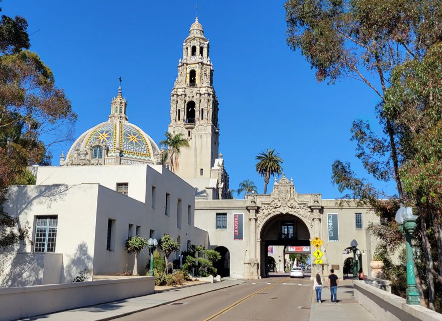 San Diego: City and Beaches Guided Highlights Tour - Mount Soledad as a scenic drive-by