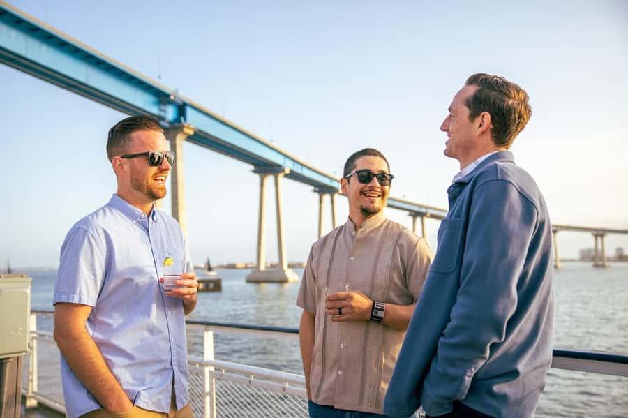 San Diego: City Cruises Gourmet Dinner Cruise - Dinner with a view instead of a buffet line