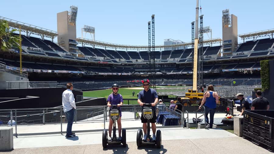 San Diego: City Segway Tour with Snack and Water - Learning the Segway before the city ride