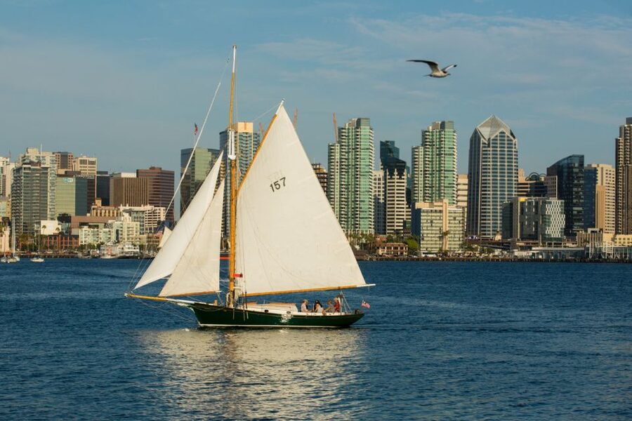 San Diego: Classic Yacht Sailing Experience - Two and a half hours on San Diego Bay