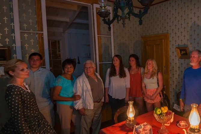 San Diego Ghosts and Gravestones: A Haunted Trolley Tour - Planning your evening in Old Town