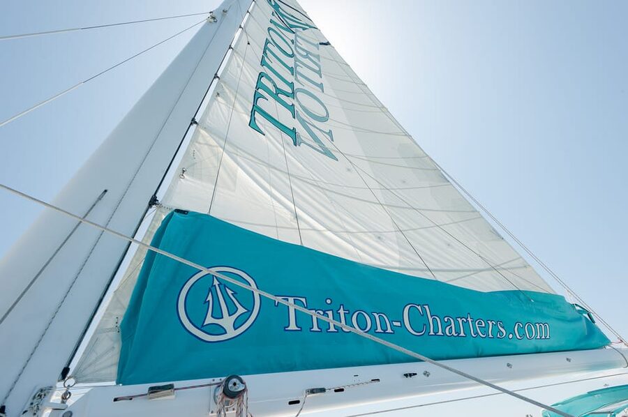 San Diego Harbor Cruise: 2.5 hour Catamaran Cruise - Starting at Shelter Island and settling aboard