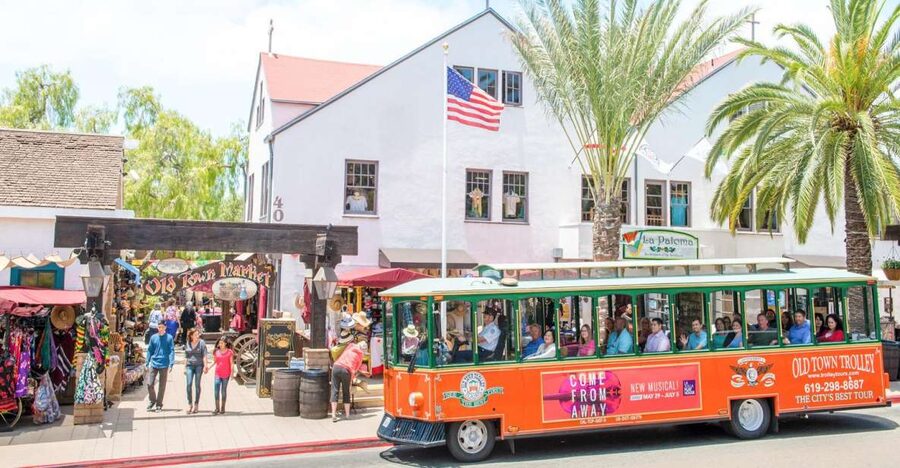 San Diego: Hop-on Hop-off Narrated Trolley Tour - A smart first look at San Diego