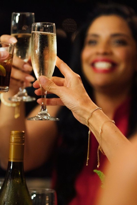 San Diego: New Year's Eve Early Buffet Dinner Cruise - What the early New Year’s Eve cruise is really like