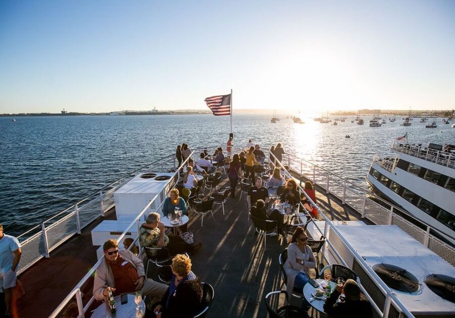 San Diego: New Year's Eve Gourmet Brunch or Dinner Cruise - Key points to know before booking