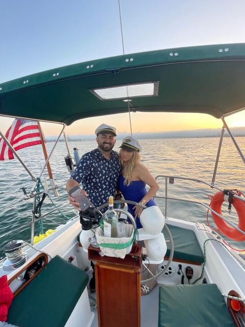 San Diego: Sunset and Day Sailing Excursion with Drinks - Drinks, comfort, and the small-group feel