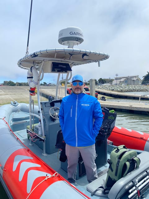 San Diego: Whale and Dolphin Watching Speedboat Tour - Why the six-person boat changes the experience