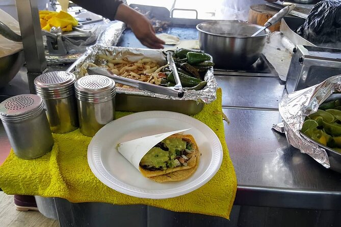 Tijuana Walking Street Food Tour for Foodies - Why this Tijuana food tour works well from San Diego
